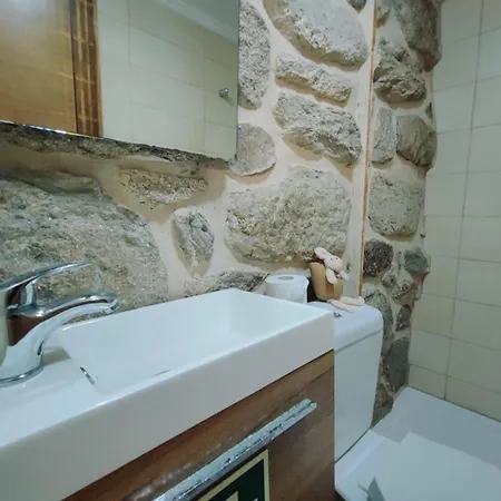 Casa Da Telhada Pequena
