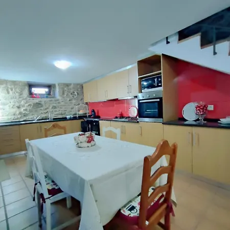 Casa Da Telhada Pequena Melgaço