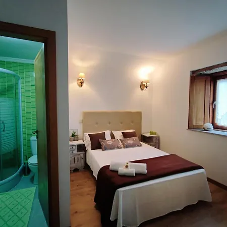 Casa Da Telhada Pequena Melgaço