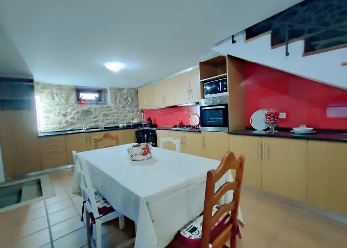 Casa Da Telhada Pequena Melgaço